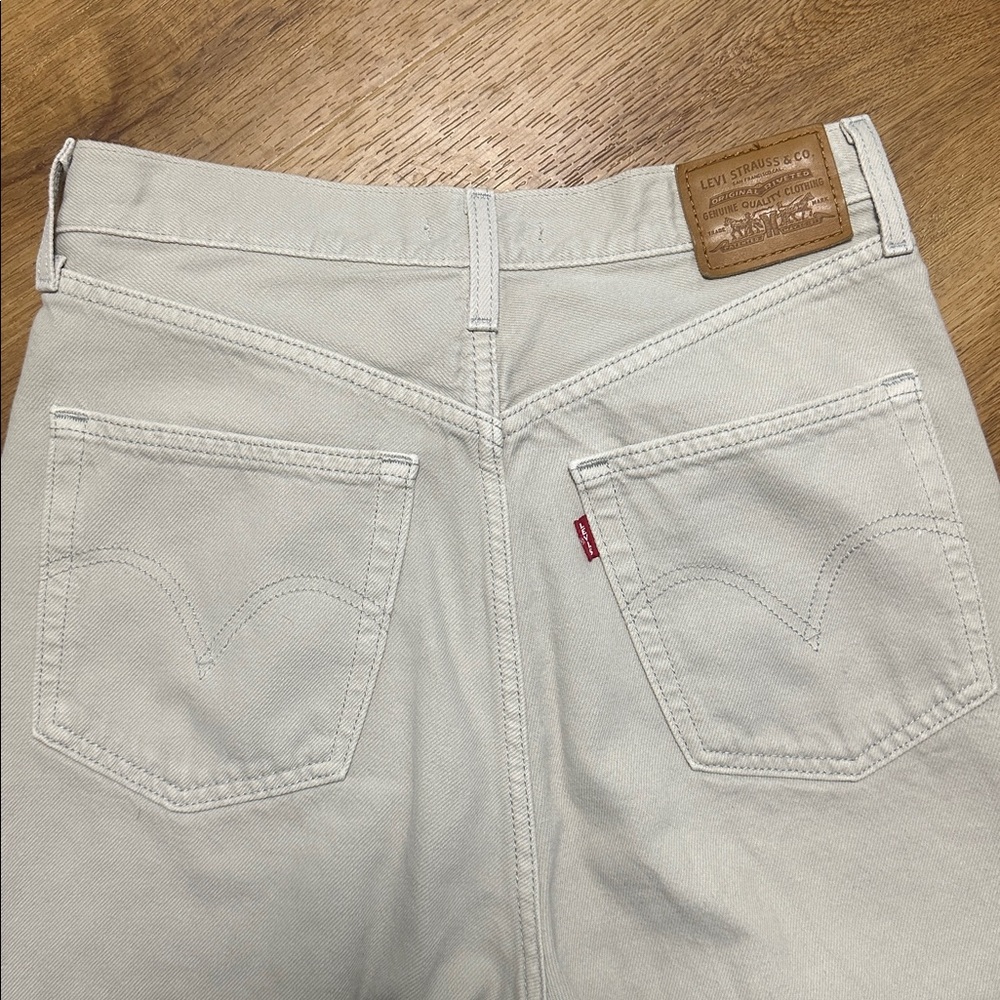 Levi's Women's High Loose Jeans in Mushrooms Grey Size 28‎ - Picture 7 of 8